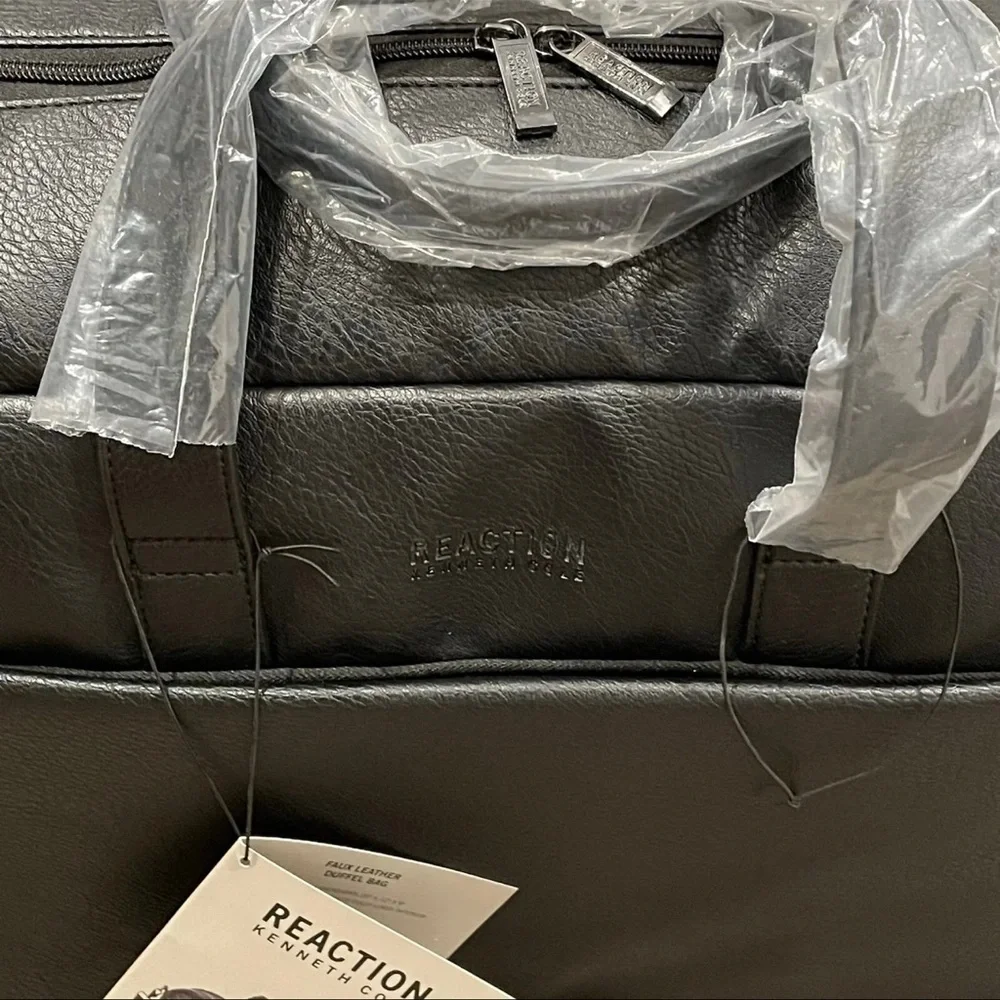 Reaction Kenneth Cole kenneth cole